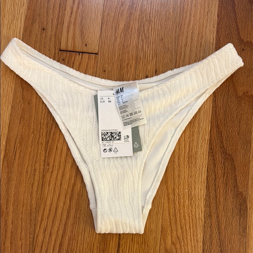 H&M Off-White Textured Bikini Bottom